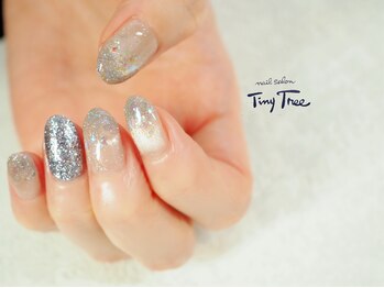 タイニーツリー(Tiny Tree)/フラッシュネイルandホログラム