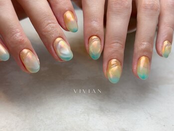 ヴィヴィアン ネイル(Vivian nail)/淡グラデニュアンス