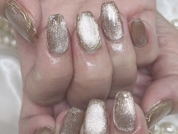 ハニービービー(Honey Bee Bee)/マグネットニュアンスネイル