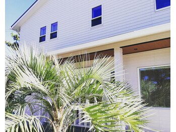 フィーラ(Feela)/外観