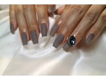 ネイルサロン R/マット＊ビジュー×Aki