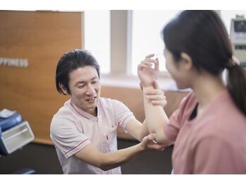 岡崎ハピネス鍼灸接骨院/肘の痛みでお悩みの方!