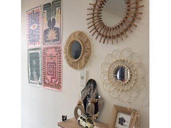 ミセレルオカザキ(MISEREL OKAZAKI)