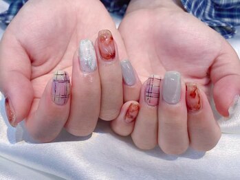 ラッキー(Lucky)/秋ネイル