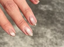 サクノネイル(SAKUNONAIL)/ゴールドフレンチネイル