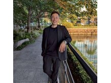 卓越な技術持ち実力派院長だが、人間味溢れるフレンドリー人柄☆