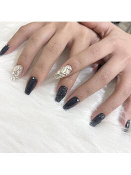 モルネイル(MORU nail)/ブラック × キラキラ .