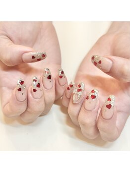 アイラッシュサロンアールツー(eyelash salon R2)/持ち込み　韓国　ハートネイル