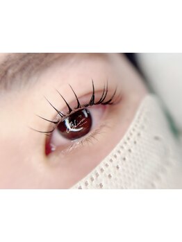 ナチュラル上品な目元にしたい