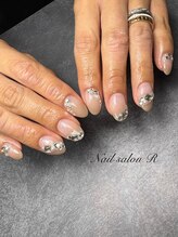 ネイルサロン アール(Nail salon R)/持ち込みデザイン