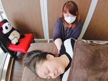 奏(KANADE)の雰囲気(*お客様に合わせた力加減でコリをほぐしていきます)