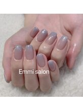 エミー(emmi)/