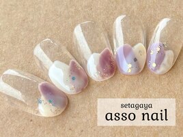 白と紫のニュアンスネイル
