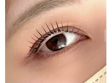 女性好みの可愛い店内で、まつ毛エクステとエステを楽しんで♪