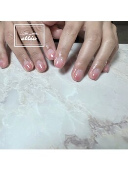 エリー(ellie)/ピンクグラデーションネイル