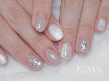ネクサス(NEXUS)/グレージュのキラキラデザイン