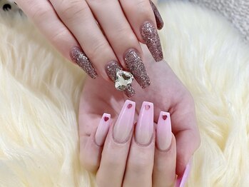 ネイビー(Naivy)/