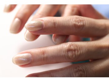 クロ(KURO)/ホワイトマグネットネイル