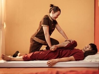 タイ古式マッサージ ランプーン