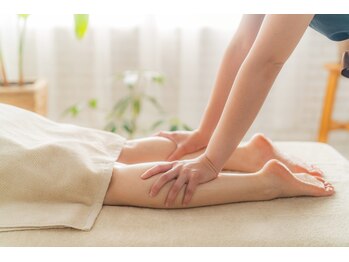 ティヨール 阪神梅田本店(TILLEUL)/足の冷えやむくみに◎