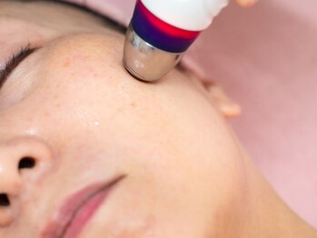 アストリエ グレース 相模大野(Astorie Grace)の写真/【年齢肌のお悩み改善】たるみ・ハリ不足など、大人の肌悩みにアプローチ！自信の持てる美肌へ導きます◎