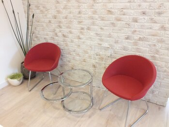 まつ毛エクステ専門サロン マドモア 姫路店/待合☆