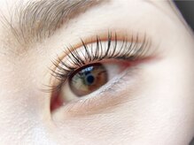 スリーネイルプラスアイラッシュ(Threee Nail+Eyelash)/アップワード　フラット140本