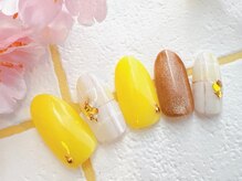 アミネイルズ(AmiNails)/イエローチェックネイル♪