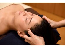 エメ(Eme)/頭骨膜ヘッドスパ