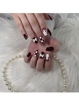 ラミル(Ramil)/ジェル持ち込みネイル