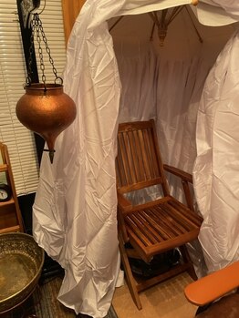 ジウ(Jiu)/全身覆うハーブテント