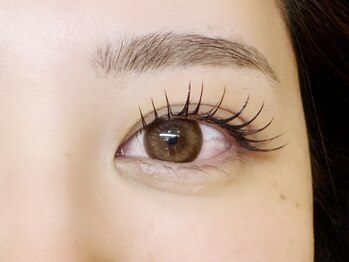 スリーズ(Cerise)の写真/丁寧なカウンセリングと的確な目元分析★お顔立ちに馴染む理想のデザインをご提案♪