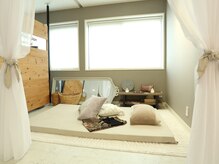relaxation salon　Arc-en-cielの雰囲気（落ち着いた雰囲気の空間でタイ古式をご堪能いただけます。）