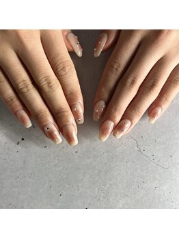 モカ(Moca)の写真/大人女性の指先を彩る♪丁寧なヒアリングを大切にし、年齢問わず誰もがときめくデザインをご提案！