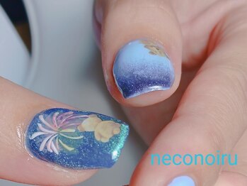 花火を楽しむクマさん