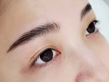 アイラッシュサロン モッペル(Eyelash Salon Moppel)/ナチュラルなストレート眉も