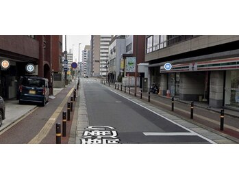 手づくり美顔サロン花 福岡天神本店/サロン入り口のご案内 1