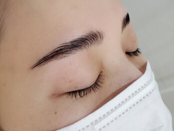アイラッシュサロン モッペル(Eyelash Salon Moppel)/メイクはアイブロウパウダーのみ