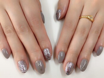 フォンテーヌブロー 野々市店(Fontaine Brow)/付け放題フリーデザインネイル