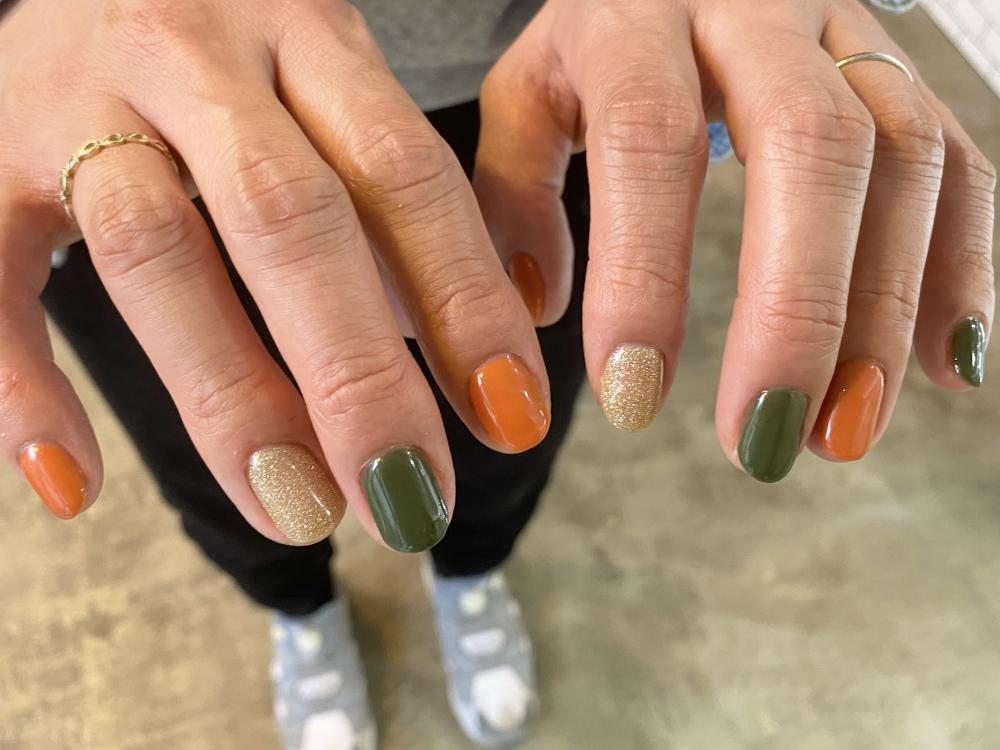 パラポリッシュ82色 パラドゥミニネイル全色レビュー：秋冬の新作を試す