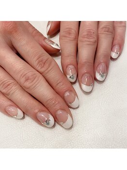 ハーティーネイル hearty nail 溝の口店/ホワイトフレンチネイル