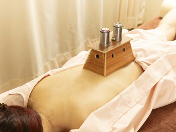 桂林堂鍼灸治療院 日吉/★背中のお灸★