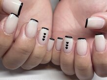 ネイルスペース ジェイズ ピンキー(NAIL SPACE J's PINKY)/白黒ネイル