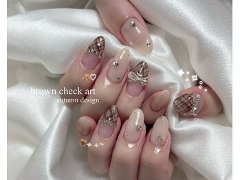 ブラウンチェック柄ネイル