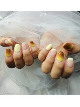 レジーナ(Regina)/はちみつネイル