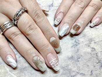 ラヴィアスプラス(LAVIAS+)/