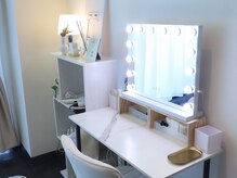 ケアプラス/日焼け止め、化粧下地あります