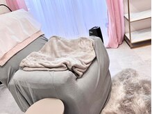 ユールアイラッシュ(U'll eyelash)の雰囲気（ふかふかのリクライニングチェアでリラックスできます♪）