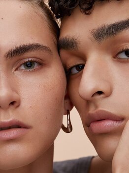 エース(Ace)/パリジェンヌブロウリフト導入店