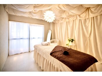 ハレノヒスパ 幕張店(HARENOHI SPA)の写真/《幕張本郷駅徒歩１分》完全個室×高技術で至高の体験を◎仕事帰りも通いやすい♪全身リンパマッサージ